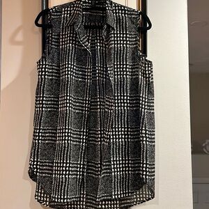 J Crew long black & white sleeveless blouse. Size 6